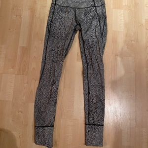 Lululemon leggings